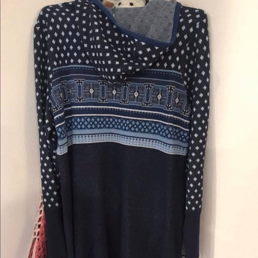 Title nine tunic XL